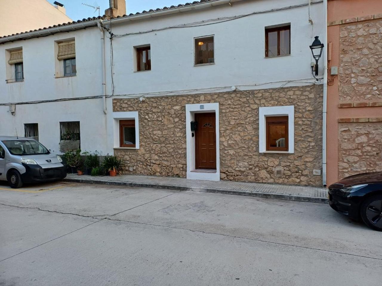 Kitsch Apartment Rasquera Exterior photo